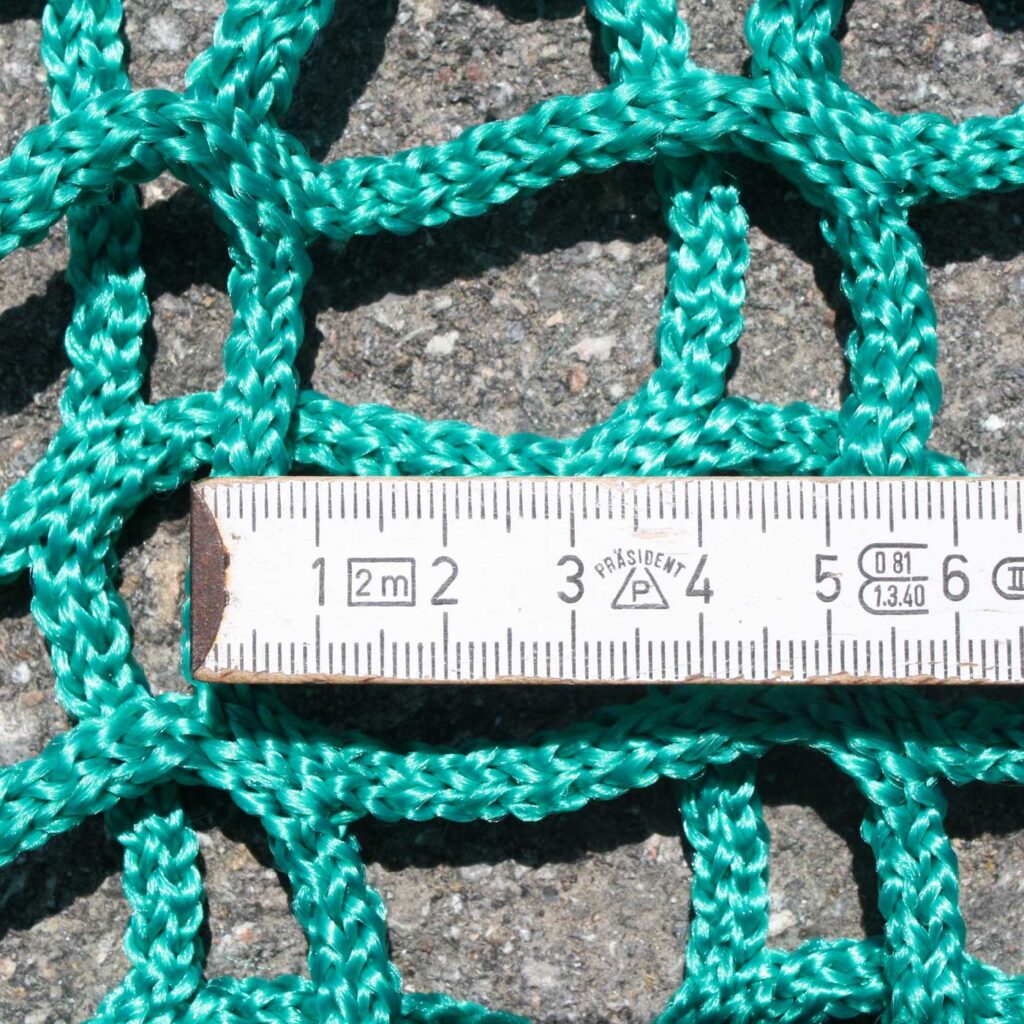 Filet à foin pour balles rondes, taille de maille 10 cm - Sarl tout simplement naturel